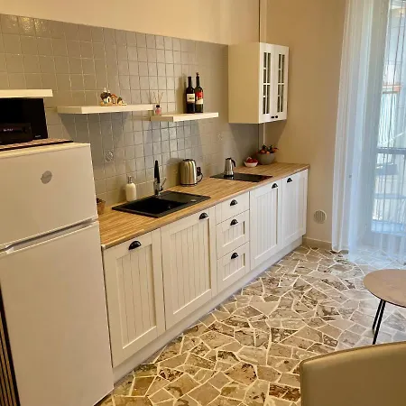 Two Balcony Apartment Bari