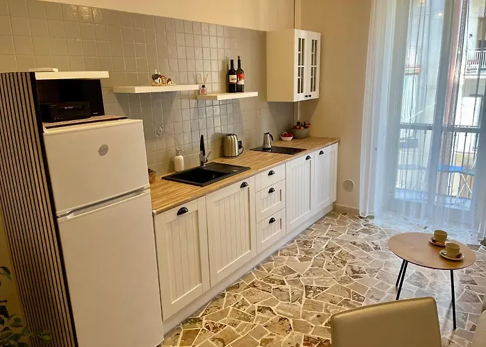 Two Balcony Daire Bari